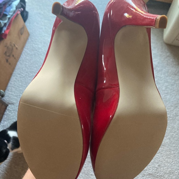 Madden Girl - Picture 2 of 4